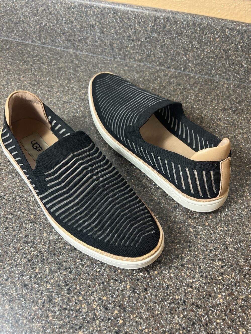 UGG Women's Size 10 Slip On Comfort Casual Shoes Flats Black Knit Fabric Stretch